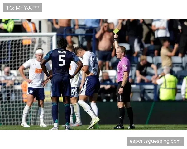 全场比赛结束：布莱顿2-2西汉姆联，莫耶斯回归运通球场各取一分